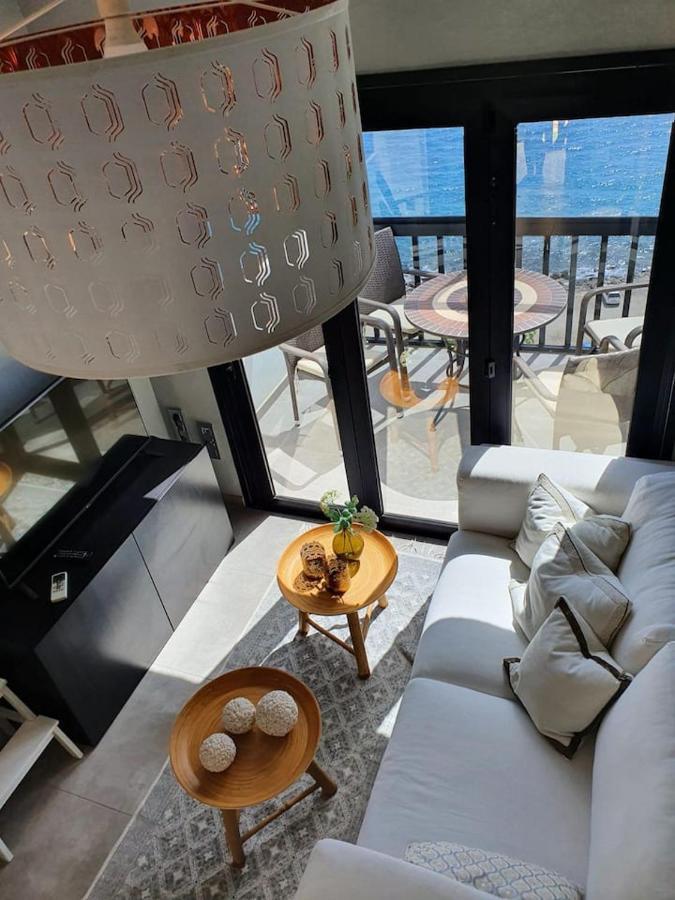 Very Romantic Seaview With Warm Pool Patalavaca