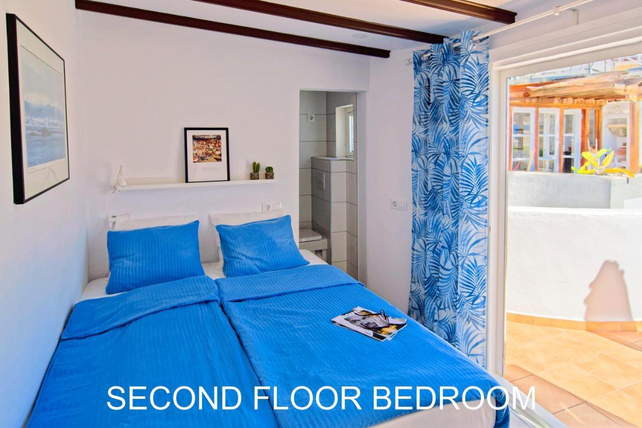 The Palm House Apartment
