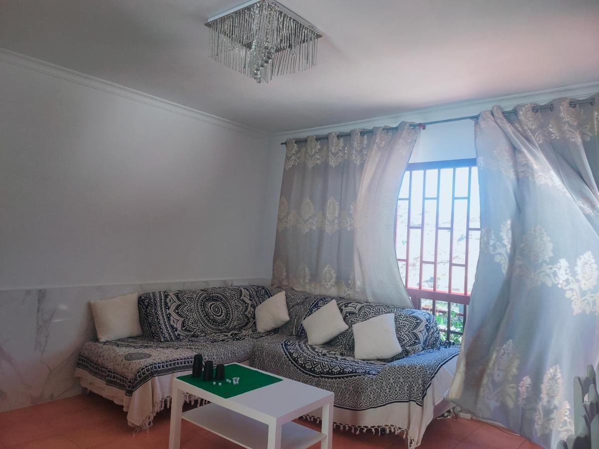 Big Puerto Rico With Heated Saltwater Jacuzzi Pool & Bbq & Private Parking