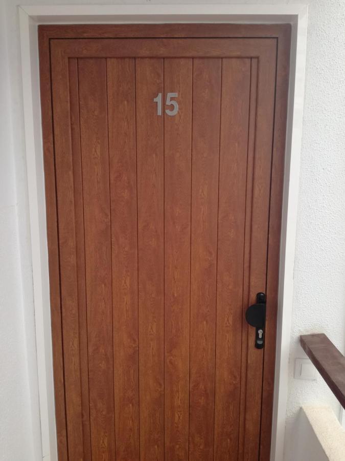 Two Bedroom 2 Min From *