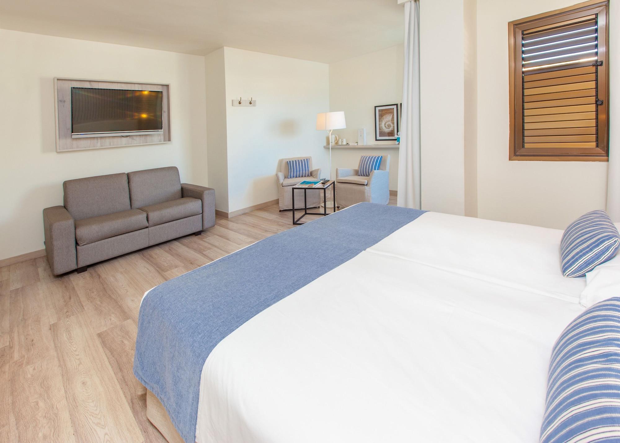 Corallium Beach By Lopesan - Adults Only Hotel