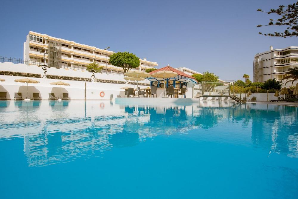 Rey Carlos Hotel