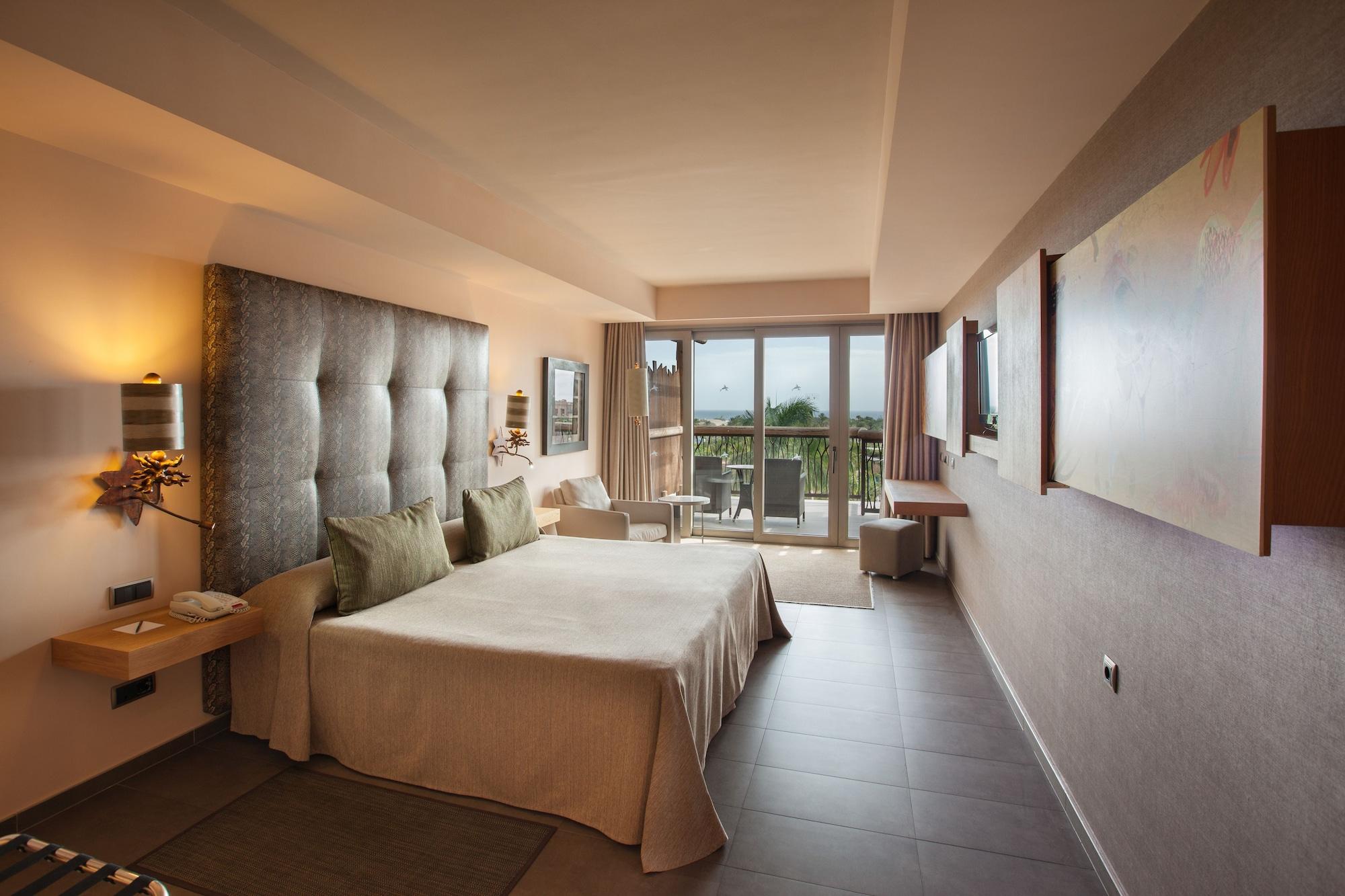 Lopesan Baobab Hotel 5*