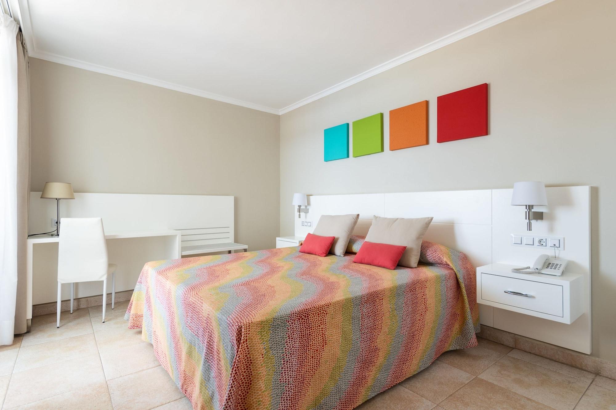 Holiday Club Vista Amadores Aparthotel 4*