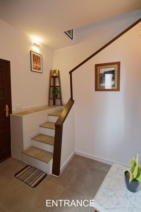 The Palm House Apartment