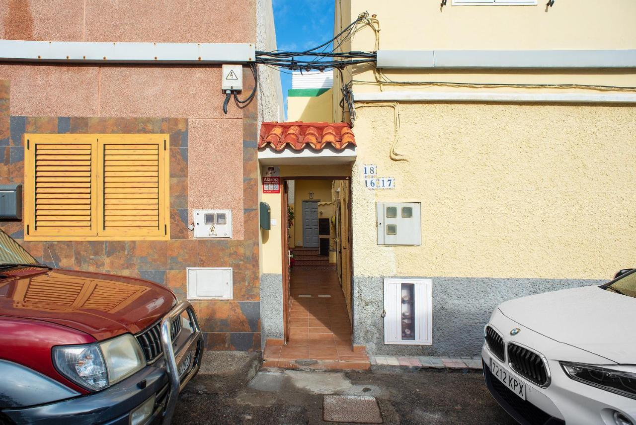 Sales * Moya (Gran Canaria)