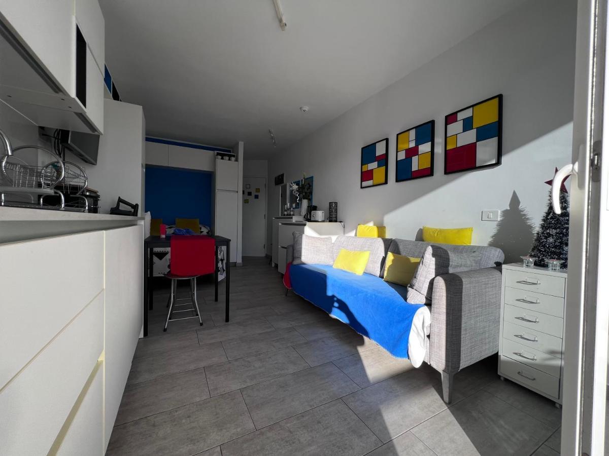 Estudio Mondrian Aparthotel Playa del Inglés
