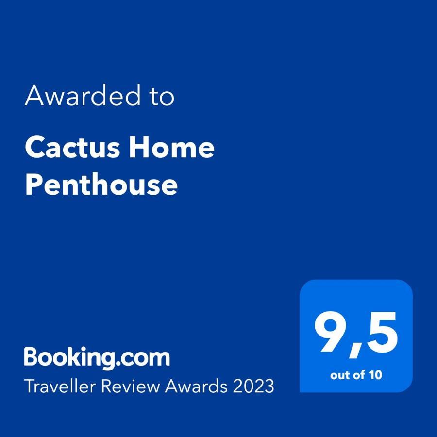 Cactus Penthouse Apartment