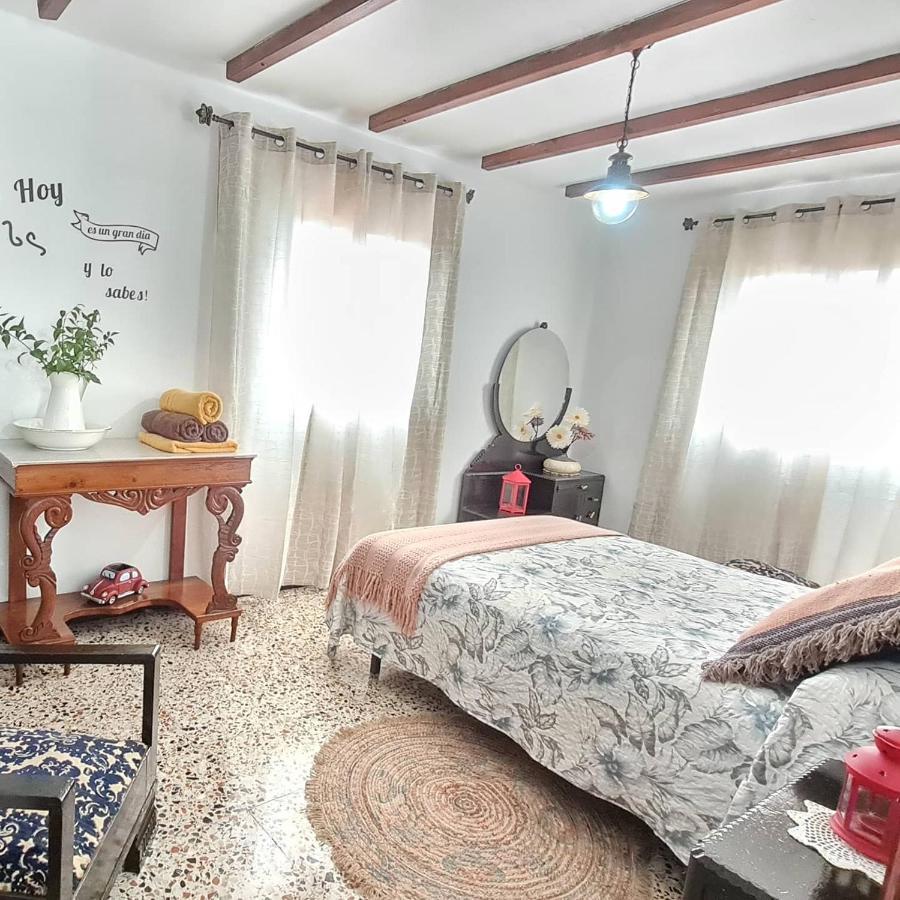 Gran Canaria La De Carmelita Y Bartolito *