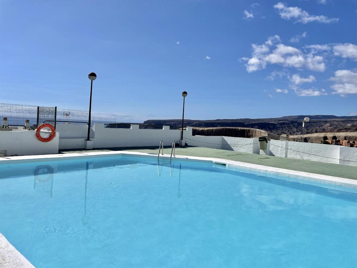 Apartment Homeforguest Amplio Con Piscina Y Terraza En *