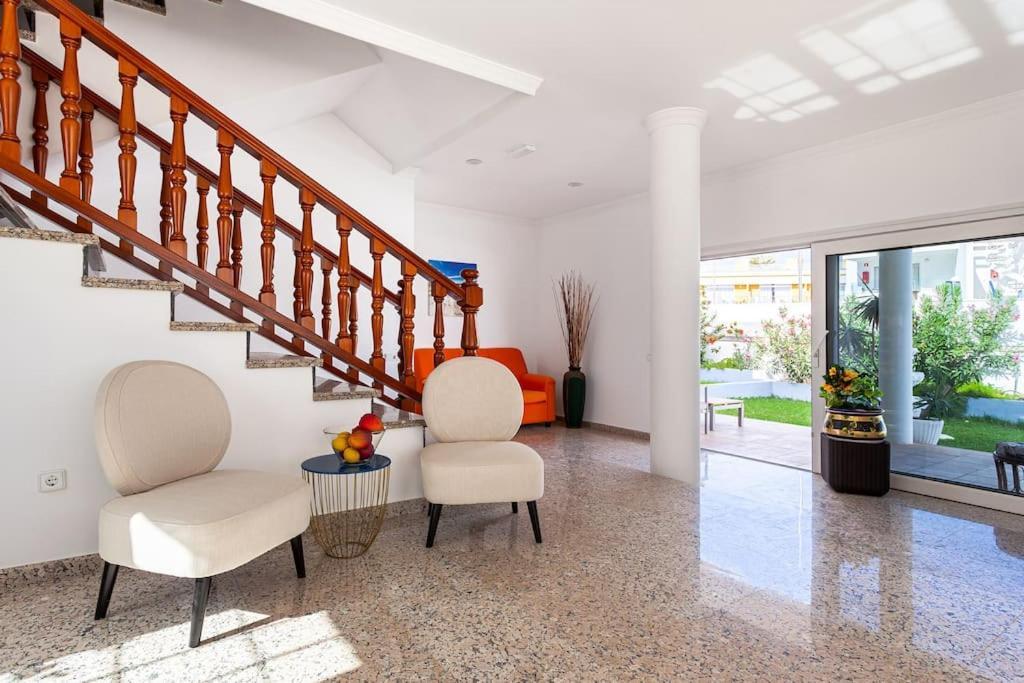 Marlenghi With Private Pool Villa San Bartolomé