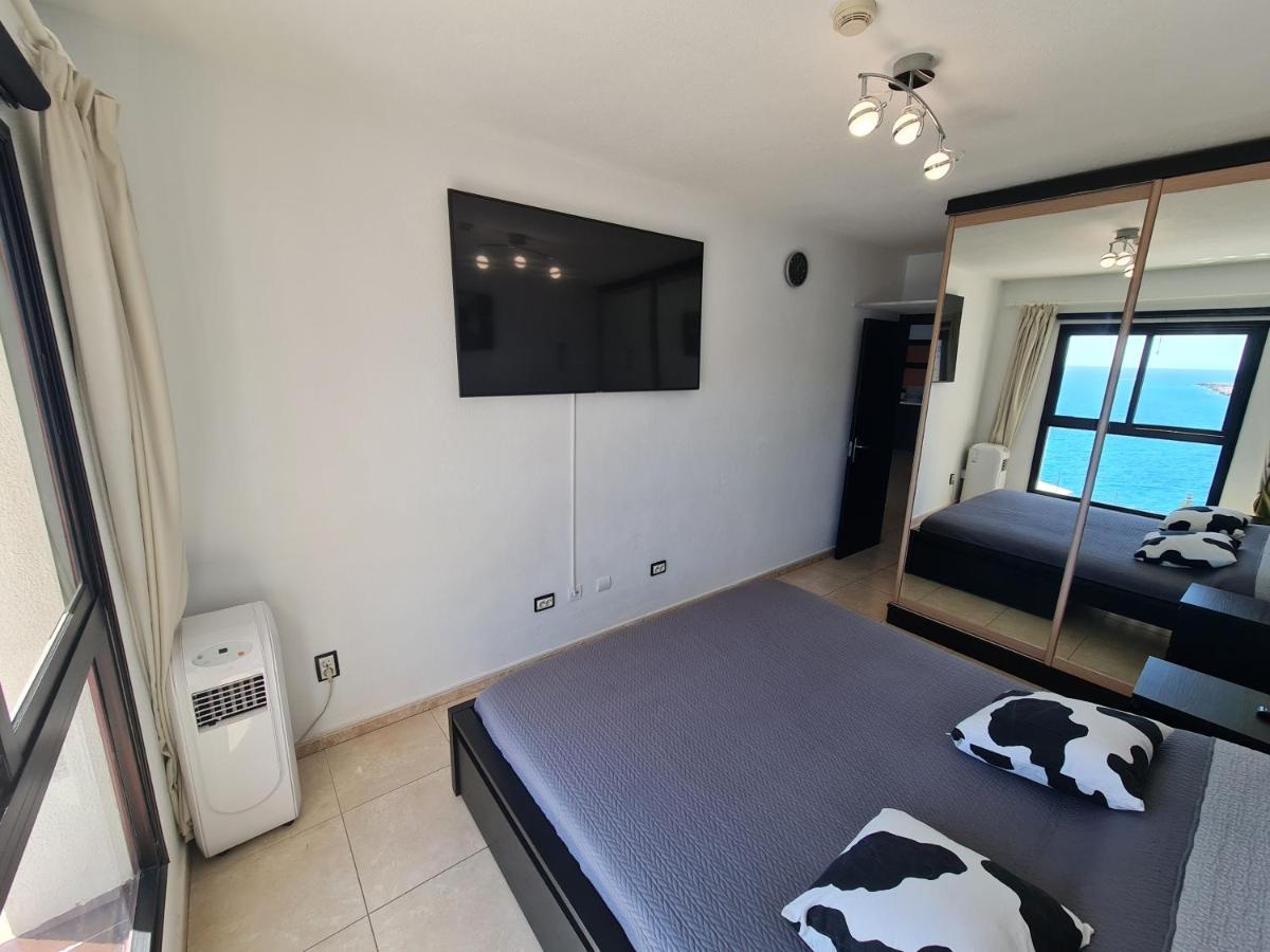 Deluxe 3 Rooms74m2,2air Condit 2tv Seaview On Amadores,2 Heatpools, Parking, 600 Mb,dishwasher,2lift,,3 Beaches *