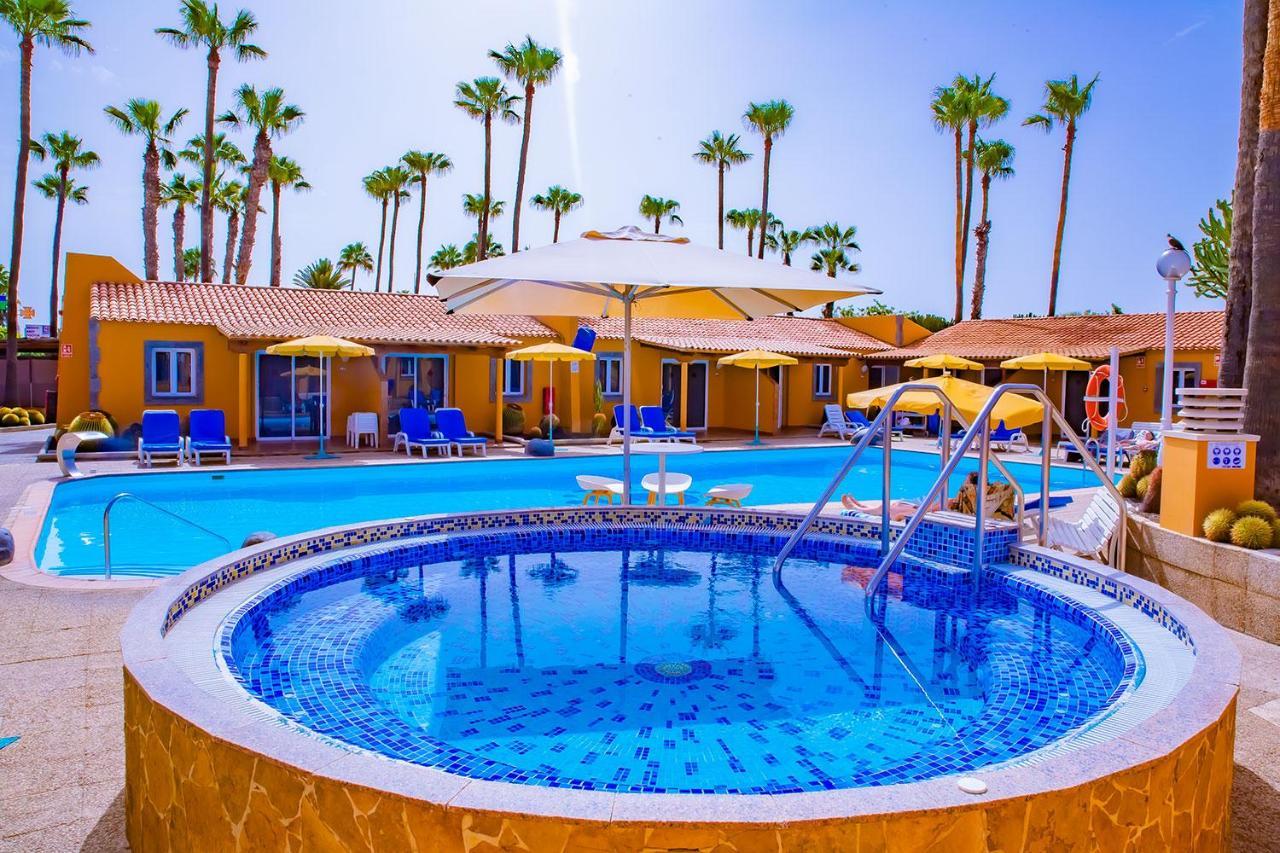 Resort Almendros - Gay Exclusive