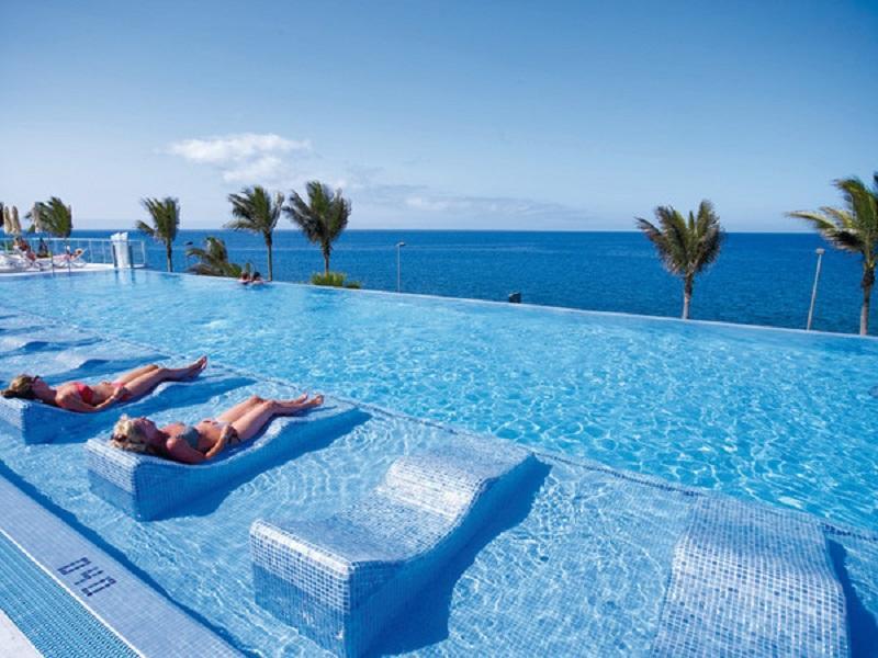Riu Papayas Hotel 4*