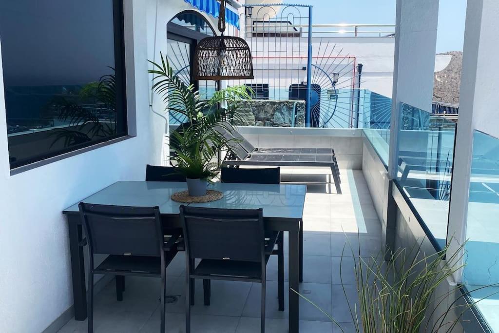 Welcome To Your Paradise At Puerto Rico De Gran Canaria! Apartment *