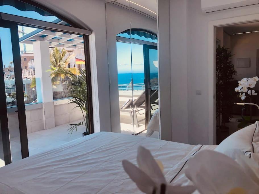 Welcome To Your Paradise At Puerto Rico De Gran Canaria!
