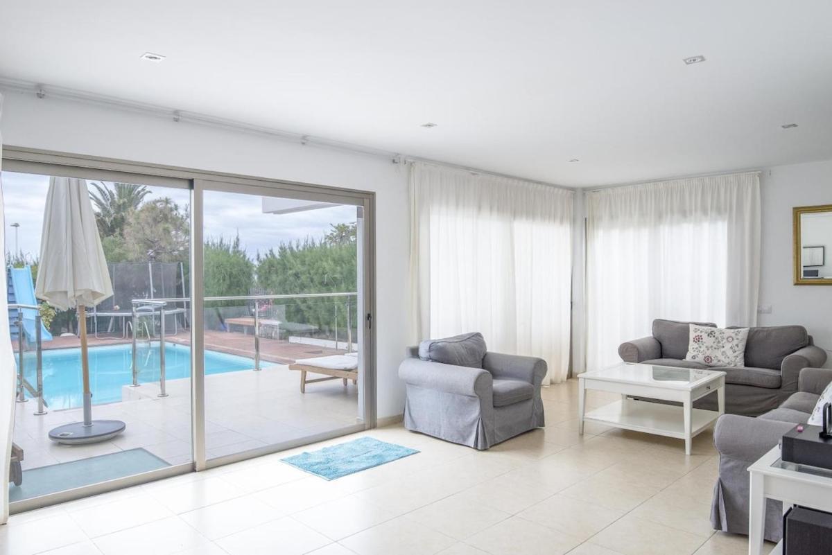 Lightbooking Tarantos Playa Ingles Apartment