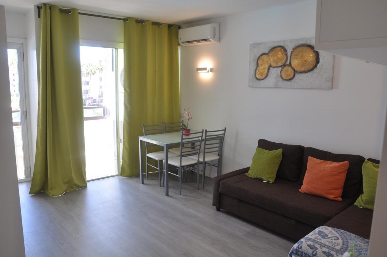 1210 In Area Apartment *