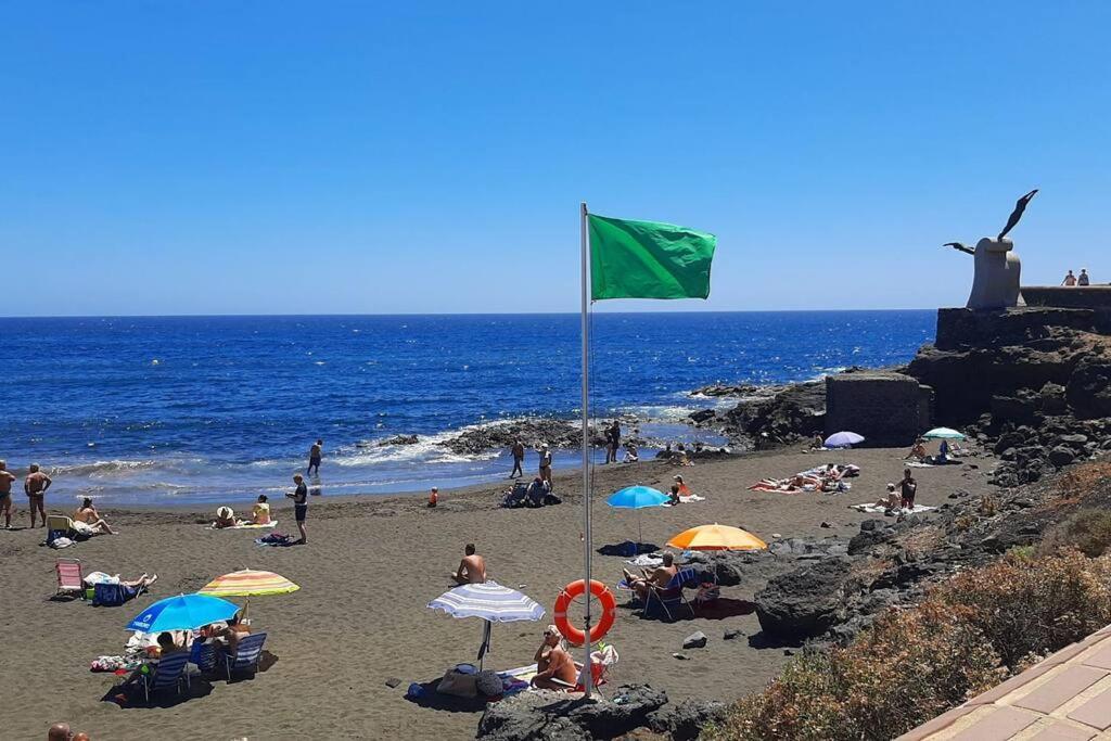 Palmeras In Playa - * La Garita