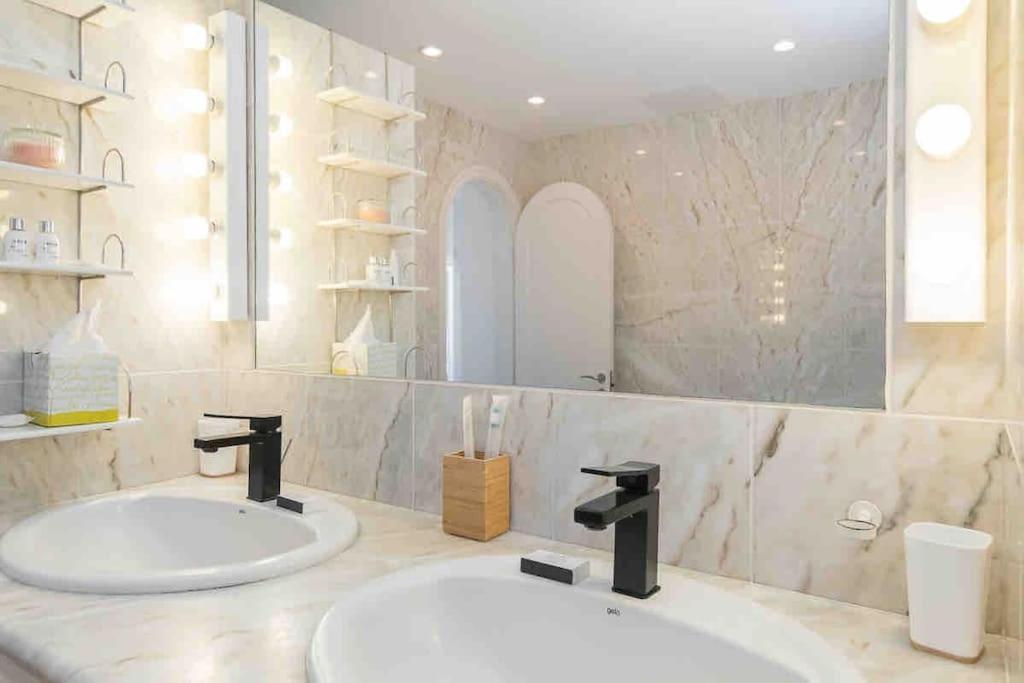 Donana 1213 &1214, Lux Penthouse Apartment