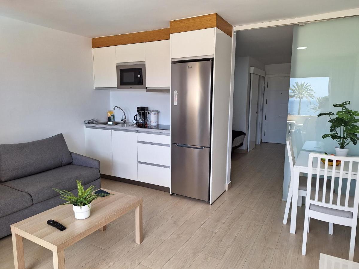 White And Quiet! Modern In San Agustin *