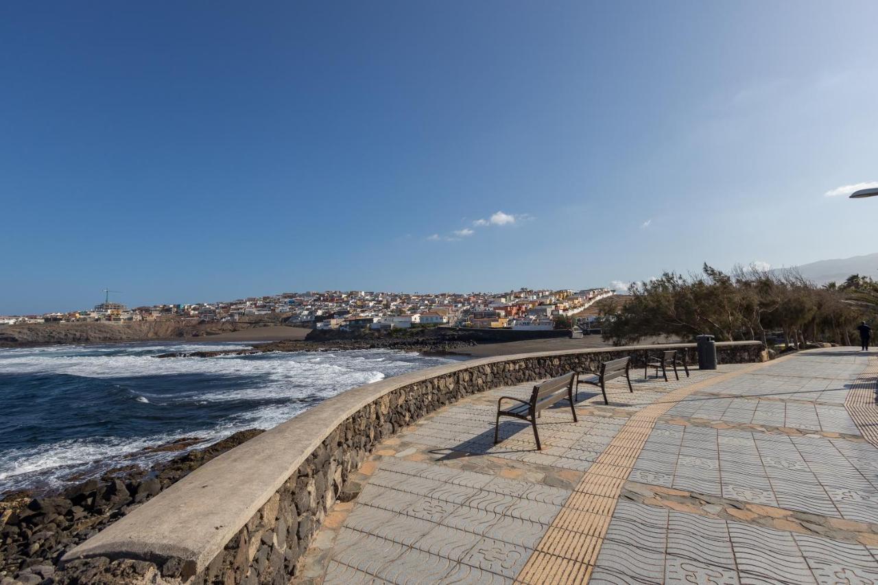 Sea Views Private Terrace 2br House Near The Telde