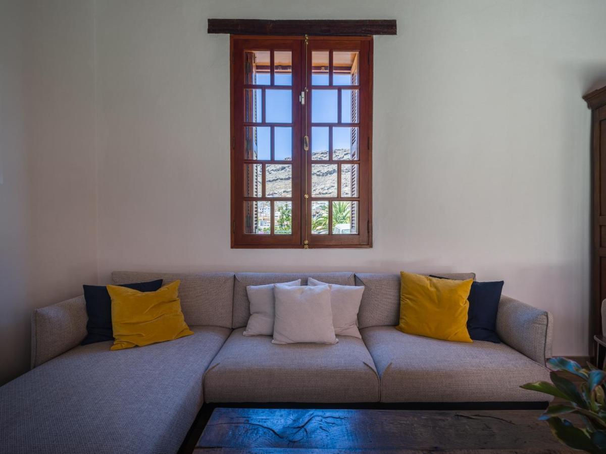 Beautiful House In Traditional Canarian Style * Puerto De Mogan