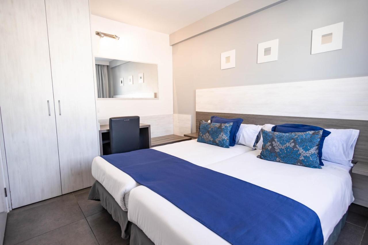 Aparthotel Servatur Castillo De Sol