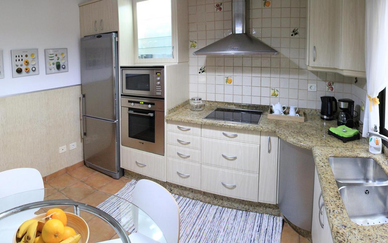 Apartment Canarifornia - Free Parking And Family Getaway *