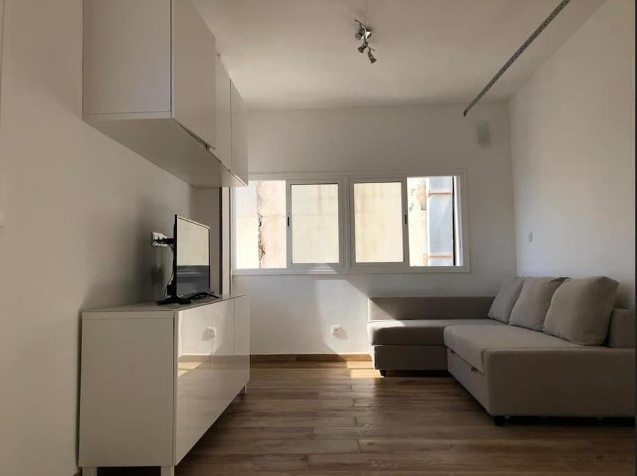 Apartment Brigh Loft Dishwaser Surfers&nomads