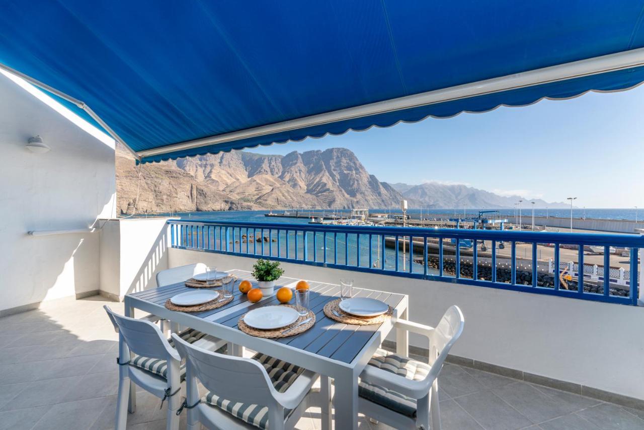 Agaete White&blue House