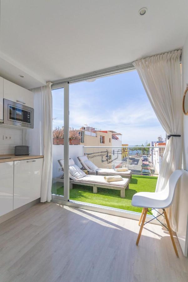 Cozy And Sea Views Private Terrace Apartment