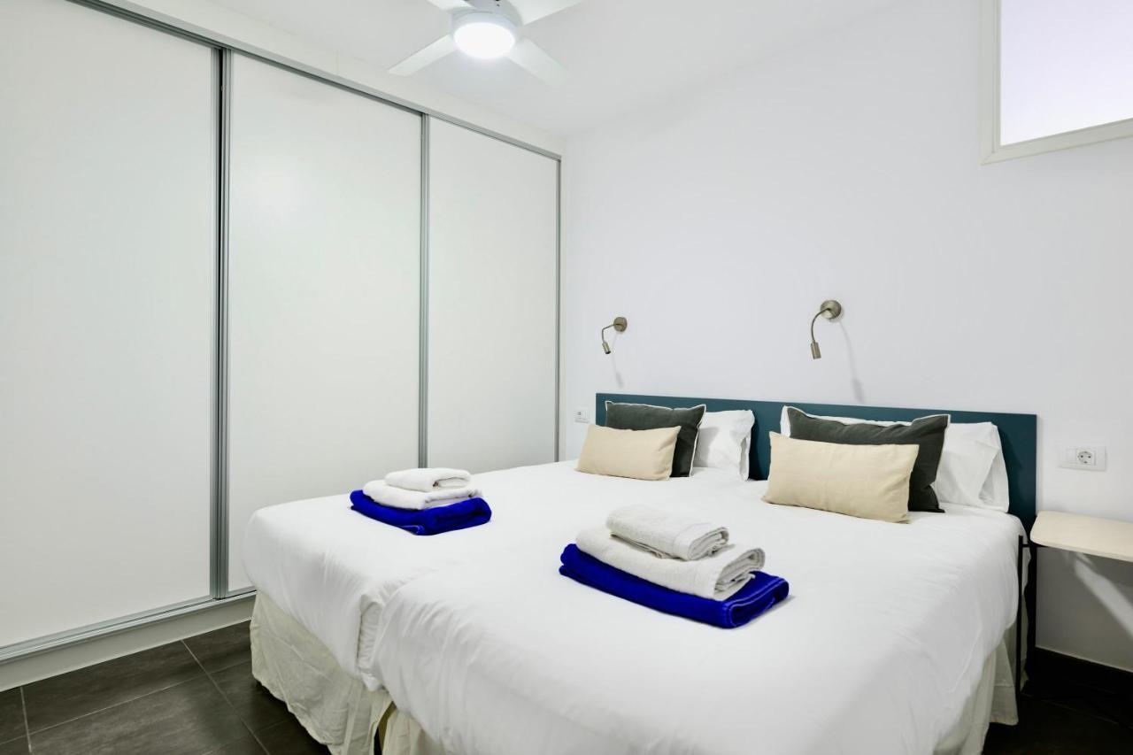 Charming 2 Bedroom Retreat With Beachfront Views Apartamento *