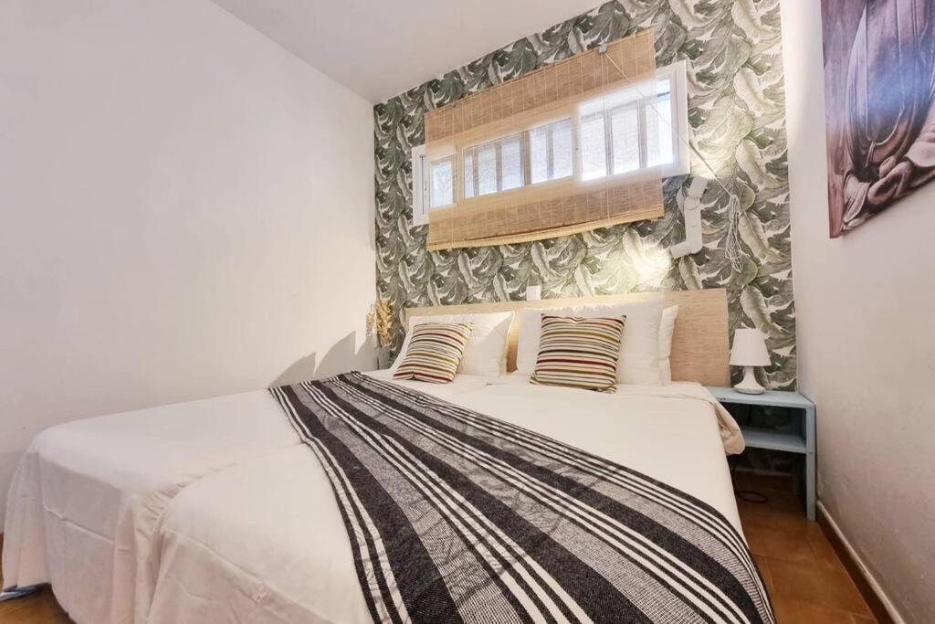 Stylish With Sea Views Holiday home