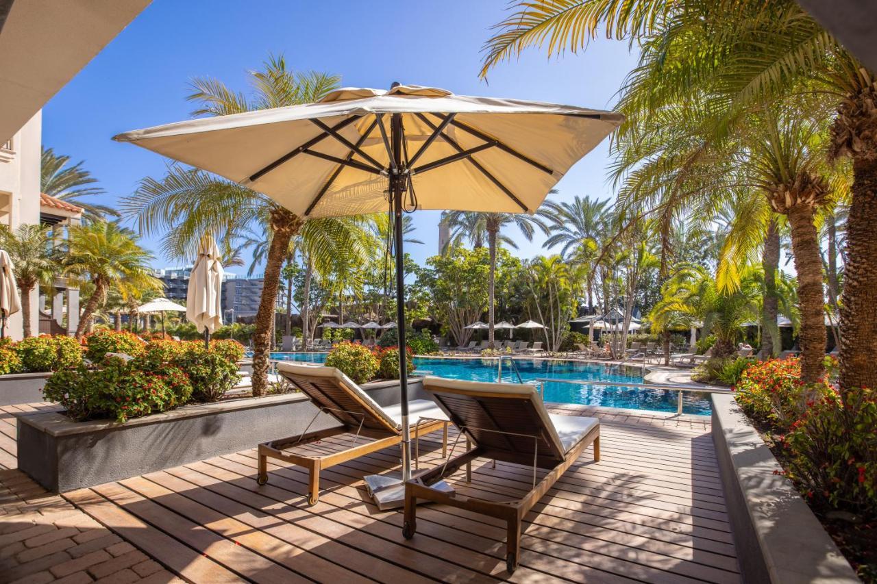 Unique Club At Lopesan Costa Meloneras Hotel 5*