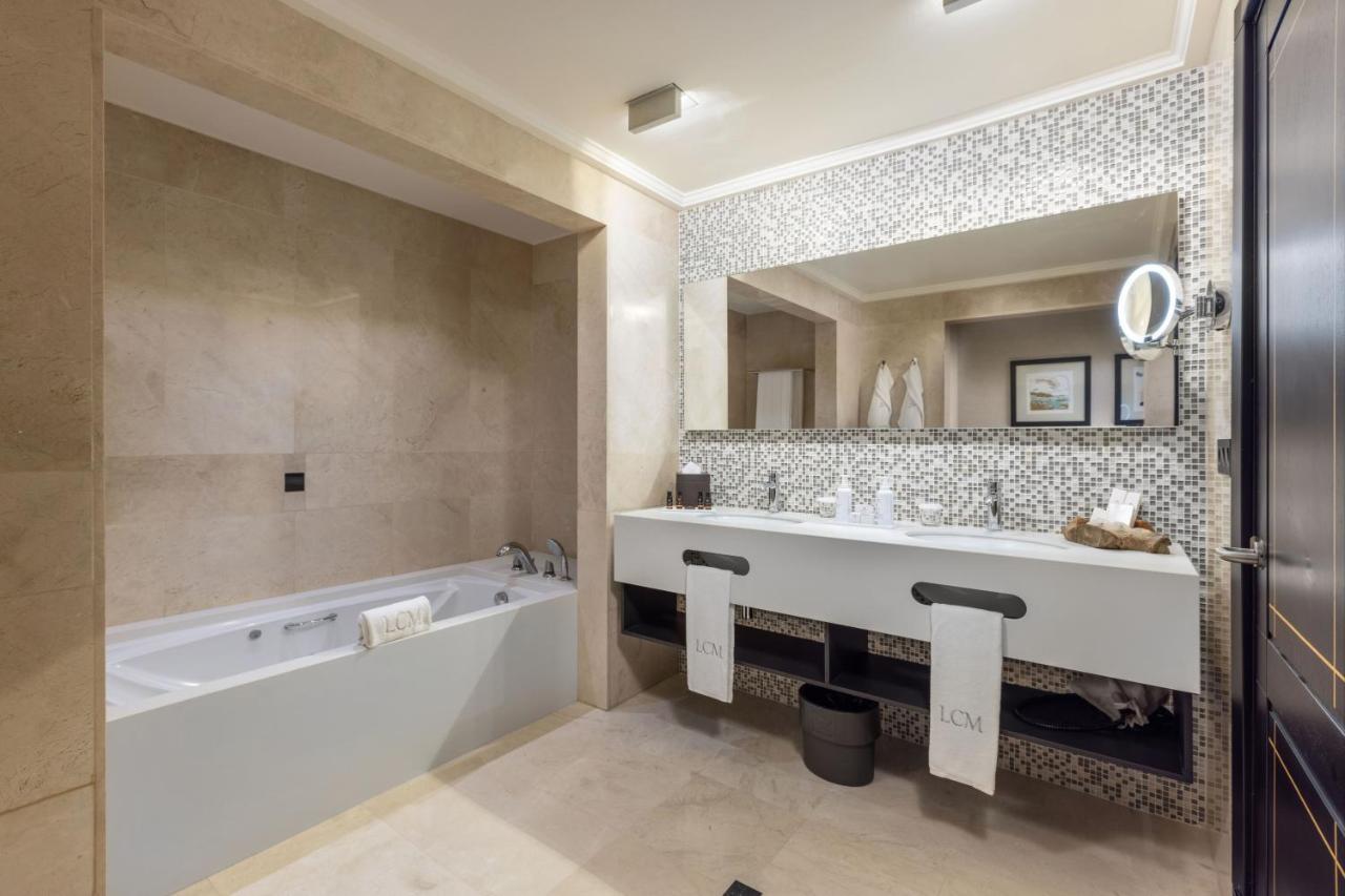 Unique Club At Lopesan Costa Meloneras 5*