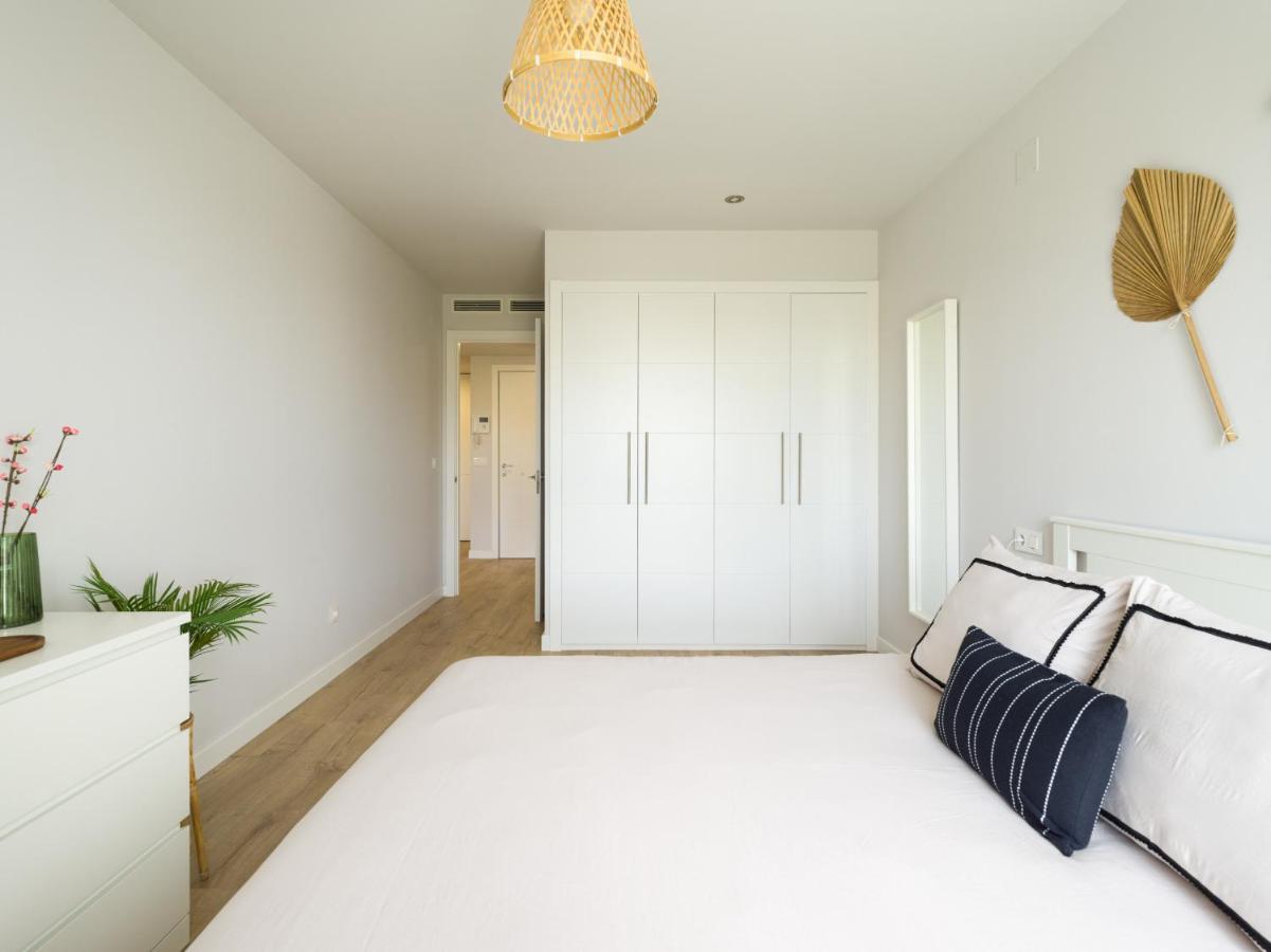 Sofia Navarro Bello, 1 P2 E Appartement *