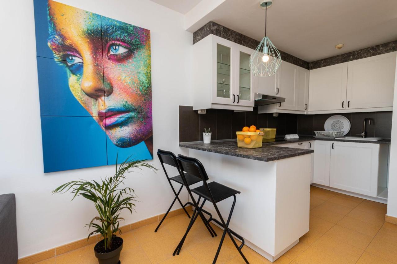 Apartment Mira Sunshine