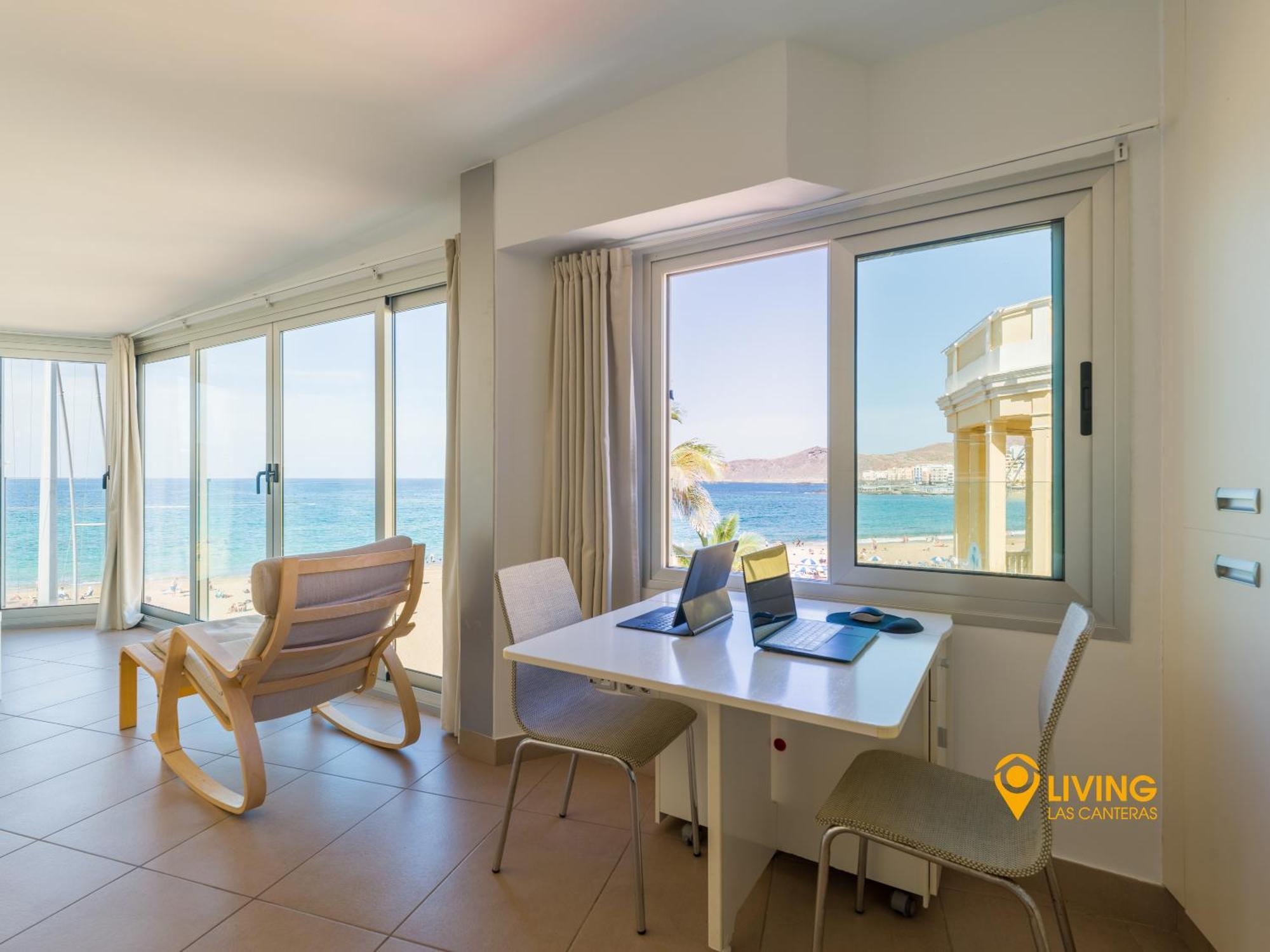 Living Las Canteras Homes - Beachfront Playa Grande Apartment Las Palmas de Gran Canaria