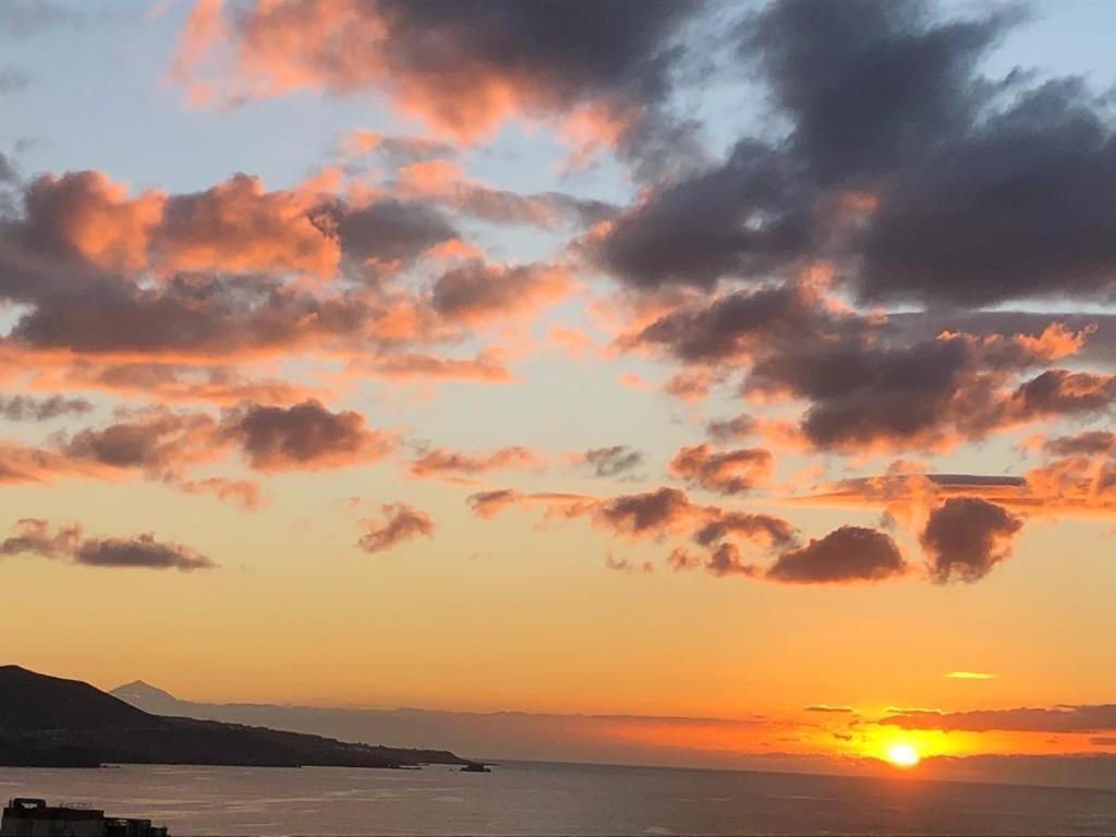 Breathtaking Sunsets Flat Appartement