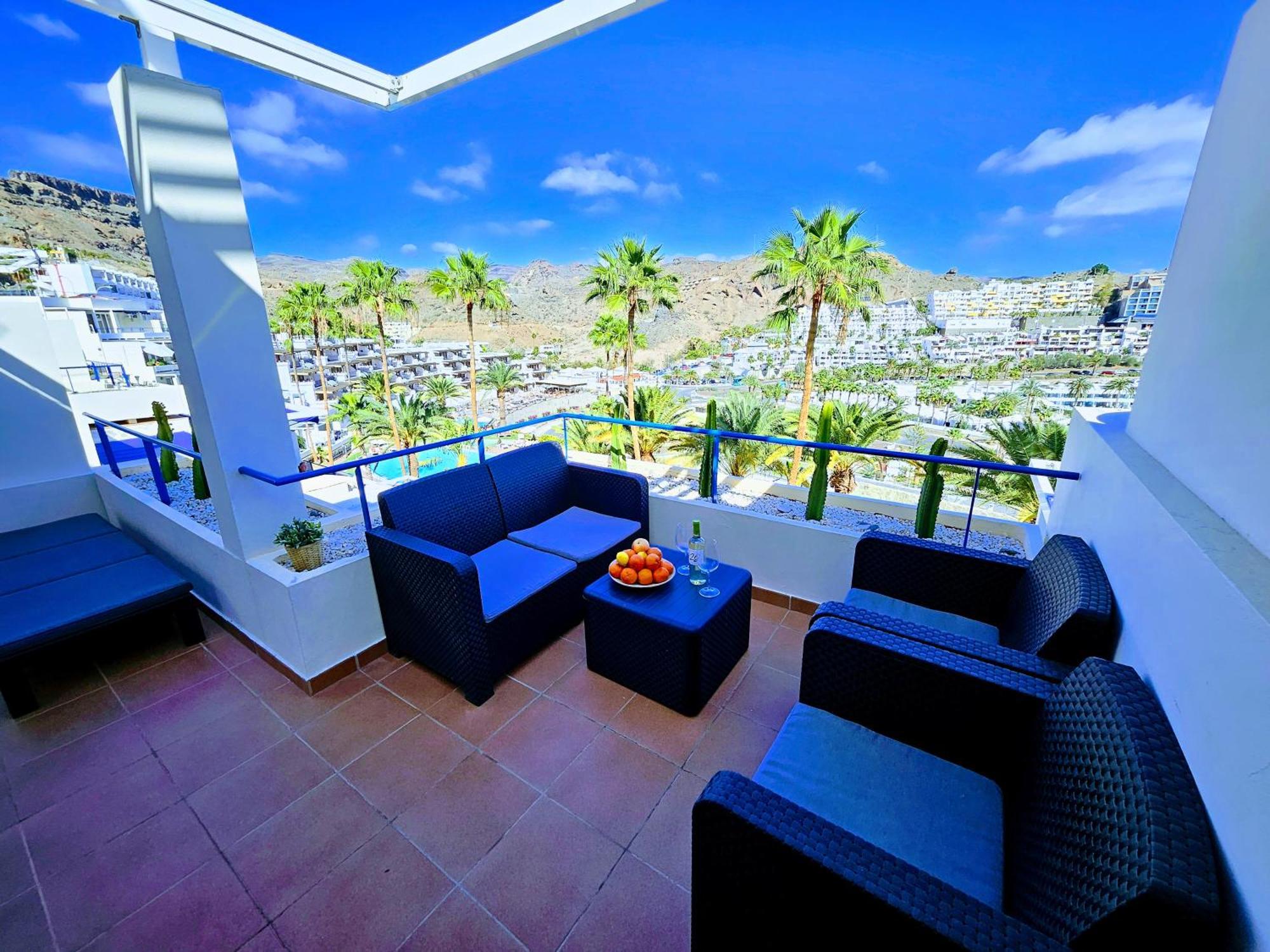 Apartment Ocean & Pool View