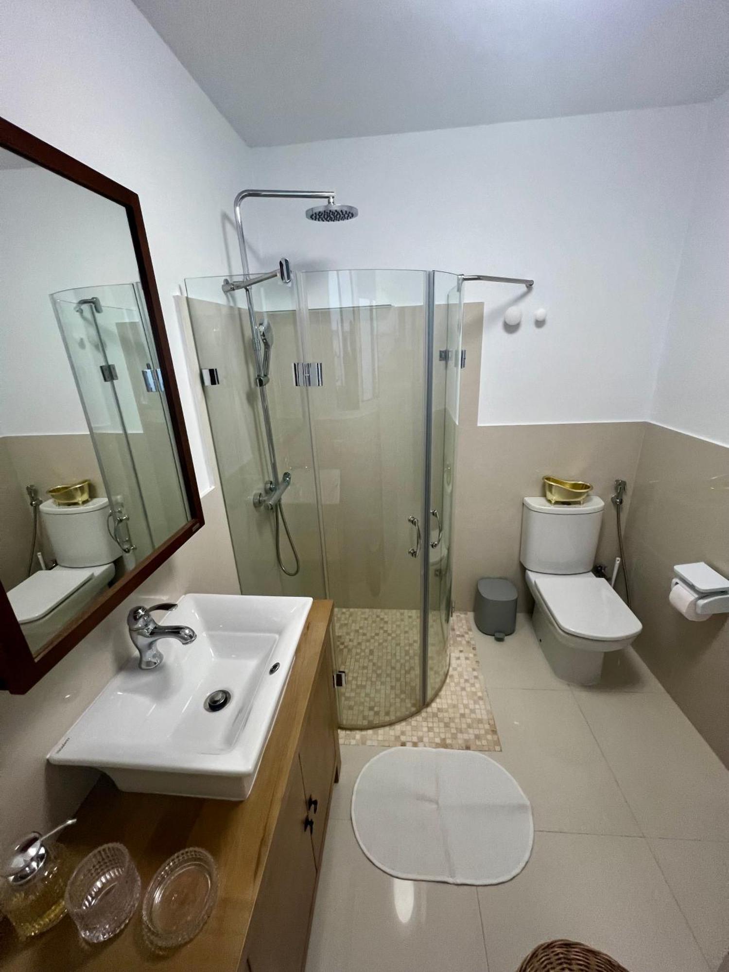 Deluxe Luxury Apartment *