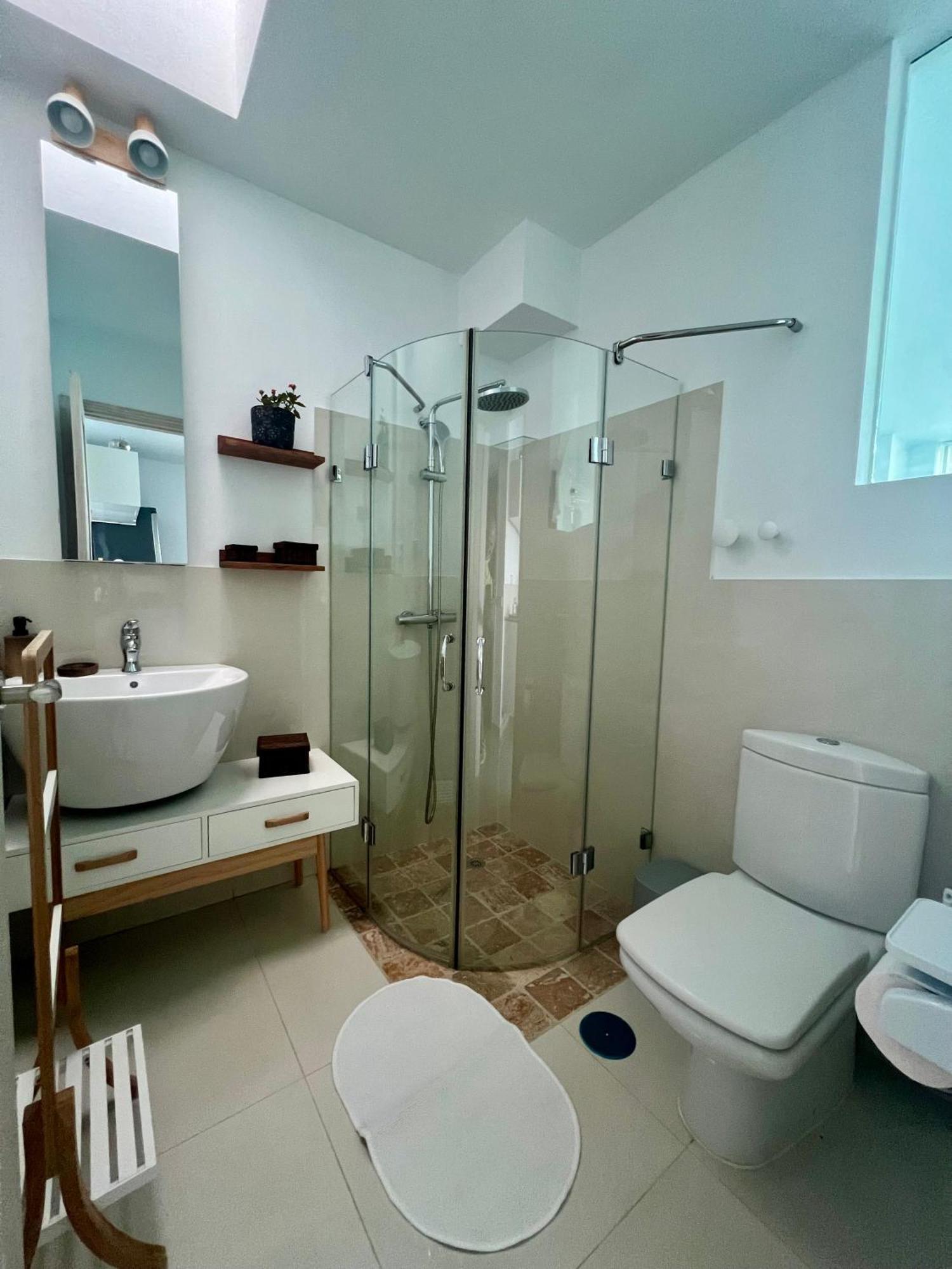 Deluxe Luxury Apartment *