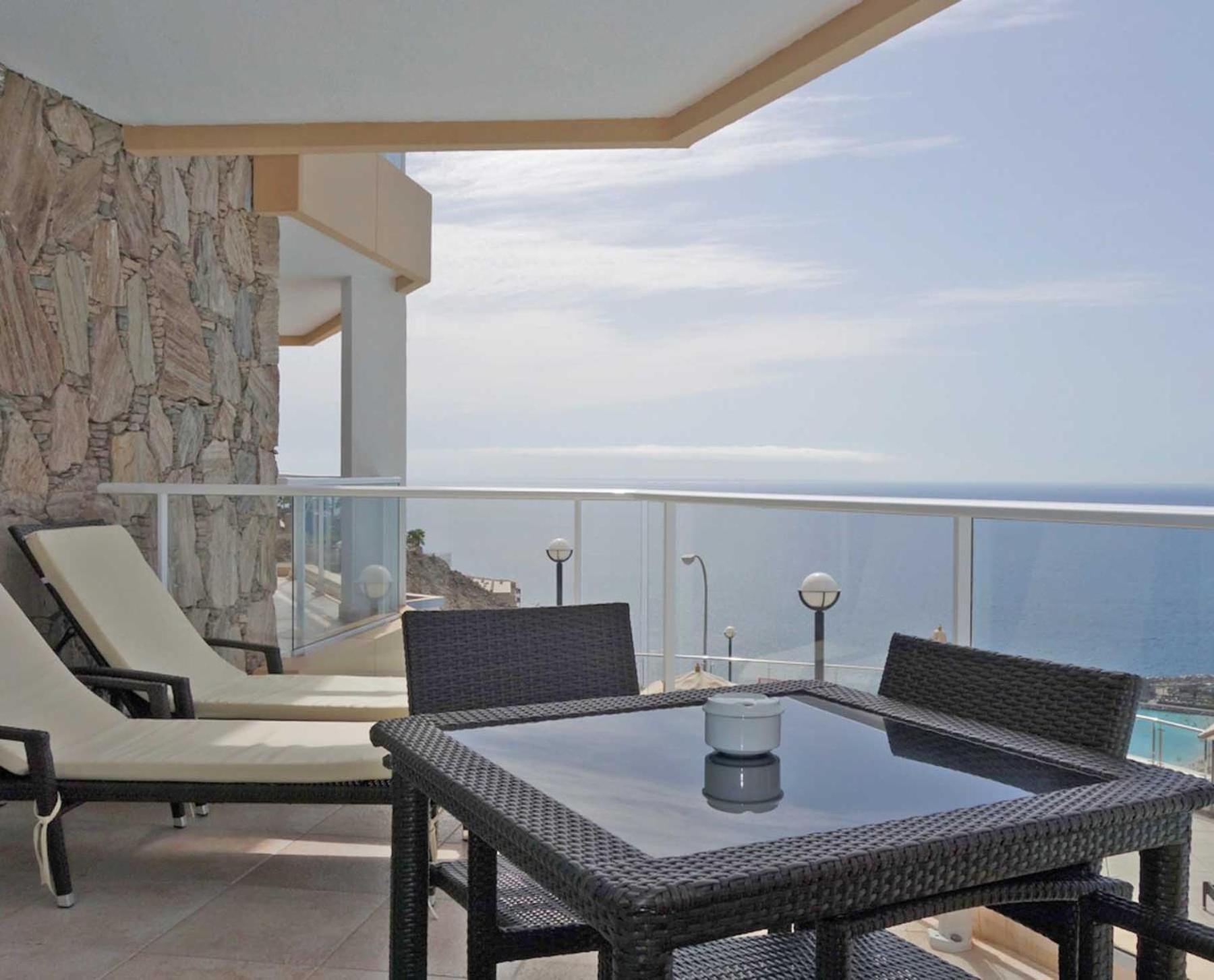 Aparthotel Holiday Club Vista Amadores Amadores
