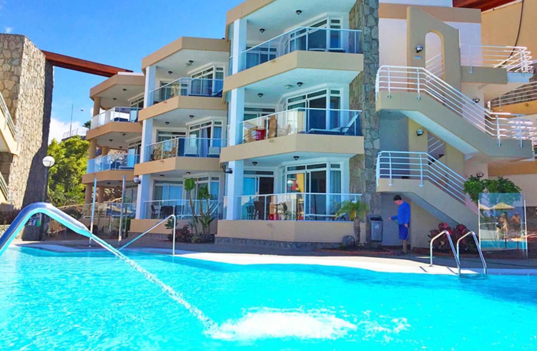 Aparthotel Holiday Club Vista Amadores Amadores