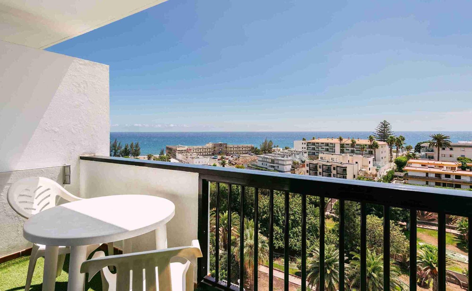 Aparthotel New Folias 3*