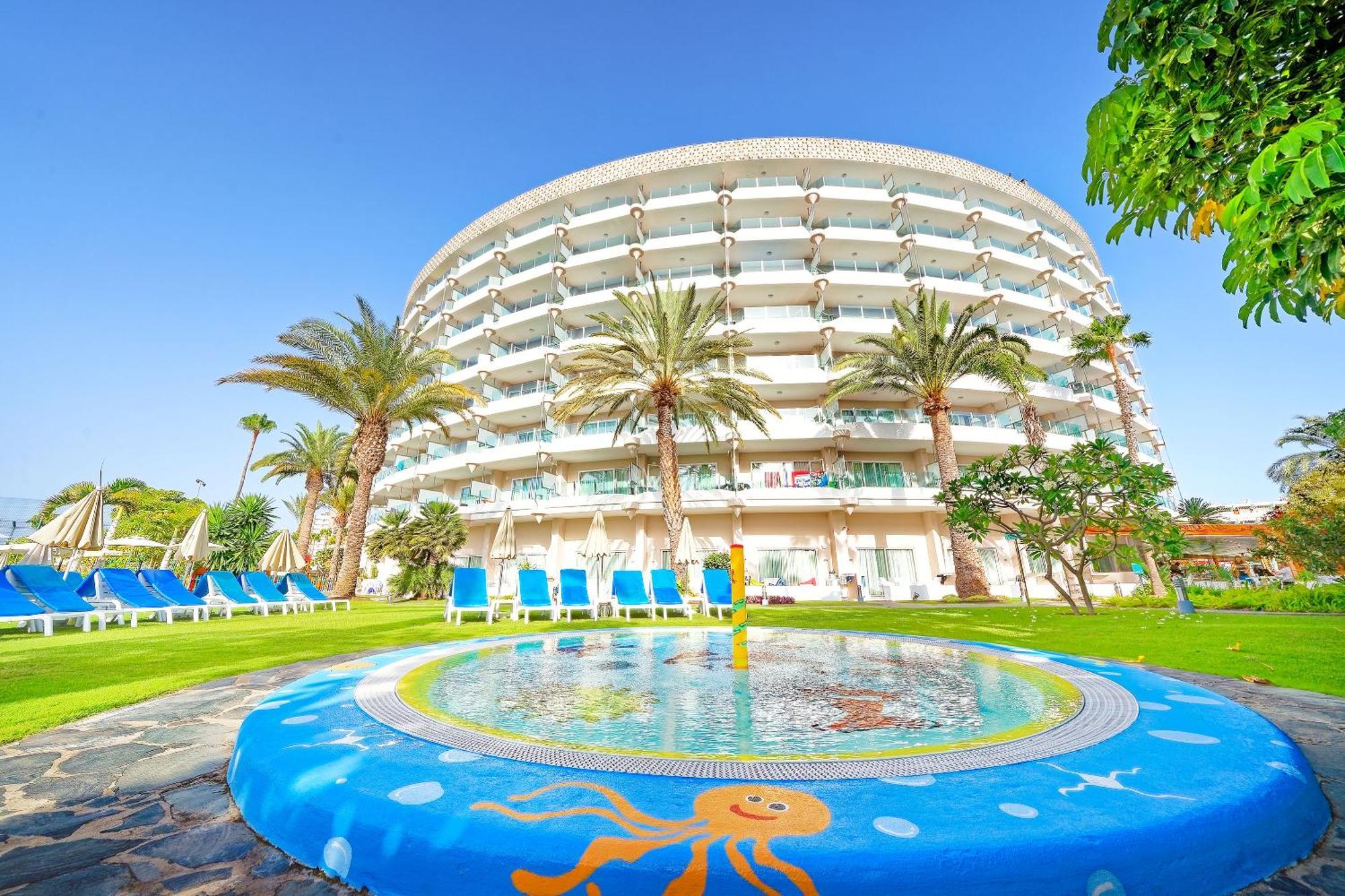 Bull Escorial & Hotel 3*