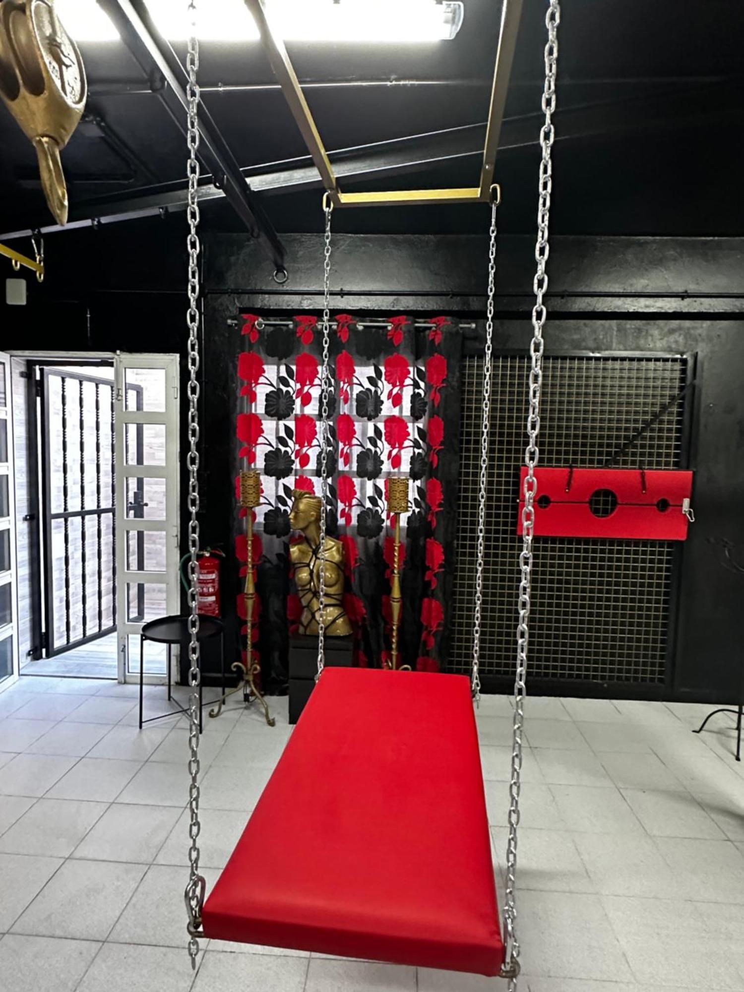Paradise - Fkk Swinger & Nudist Couples Only Love hotel 4*