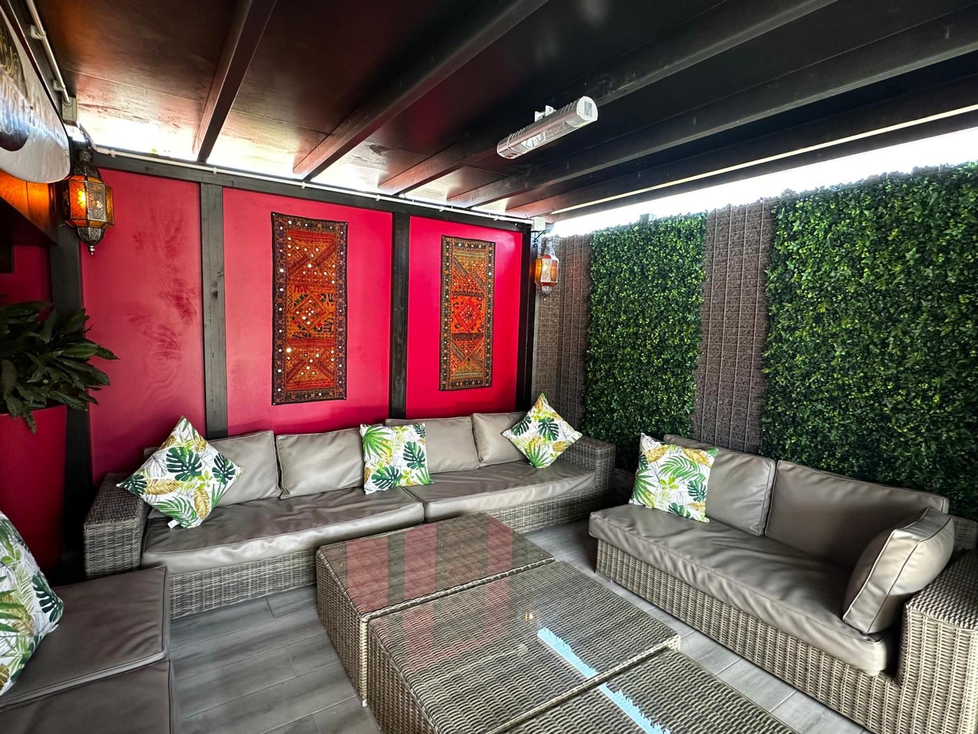 Love hotel Paradise - Fkk Swinger & Nudist Couples Only 4*