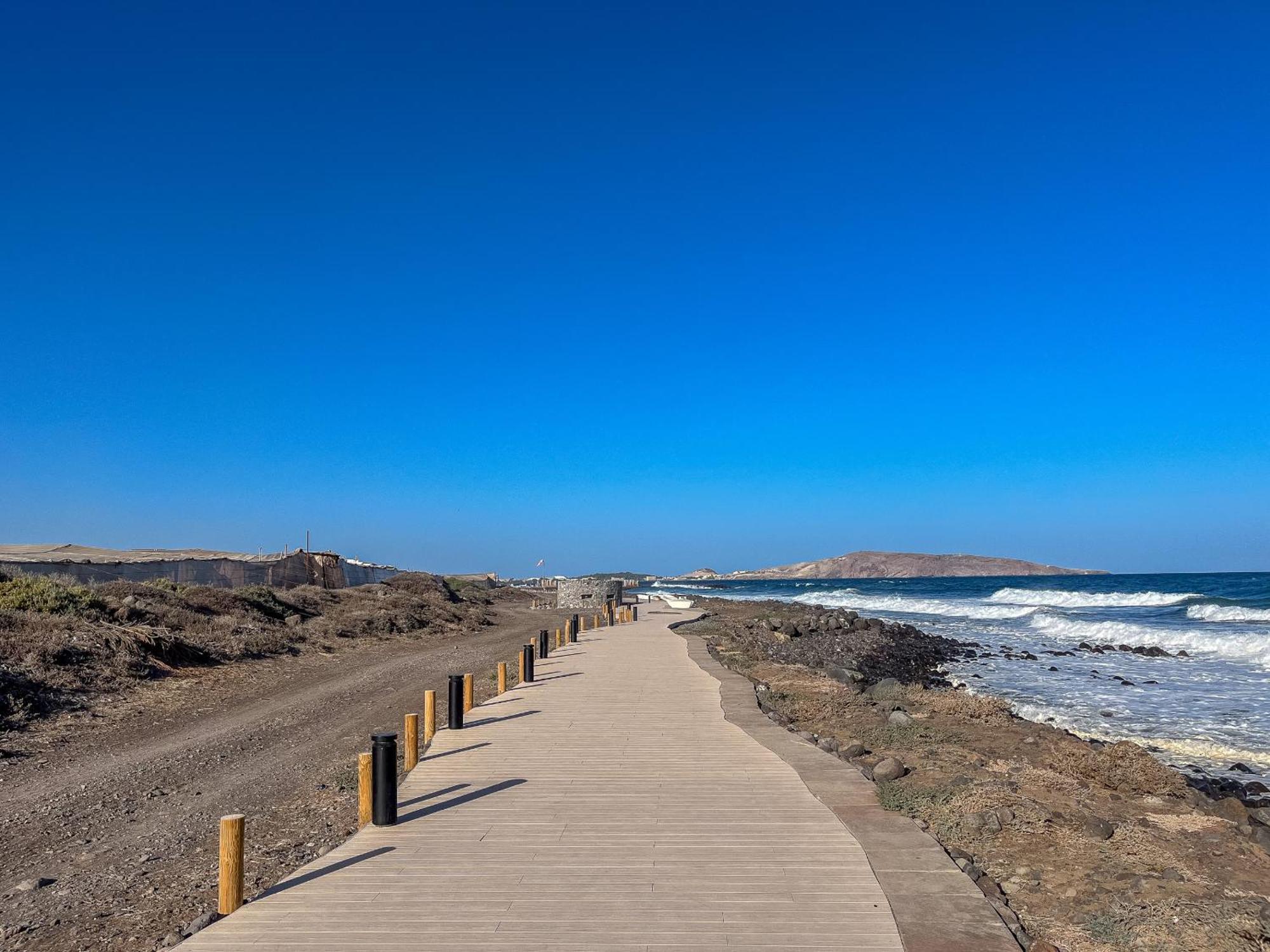 Apartamento Playa El Burrero Con Terraza Y Solarium Privado *
